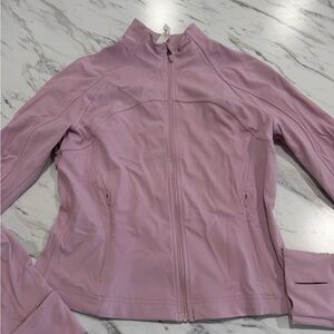Lulumon Women's light purple Jacket